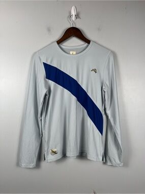 Tracksmith Van Cortlandt Long Sleeve in light blue/dark blue size large